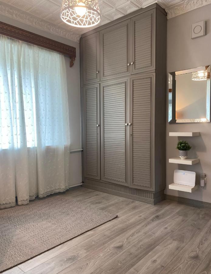 2 Bedroom Apartment Close To Kaunas Airport In 卡梅拉瓦 外观 照片